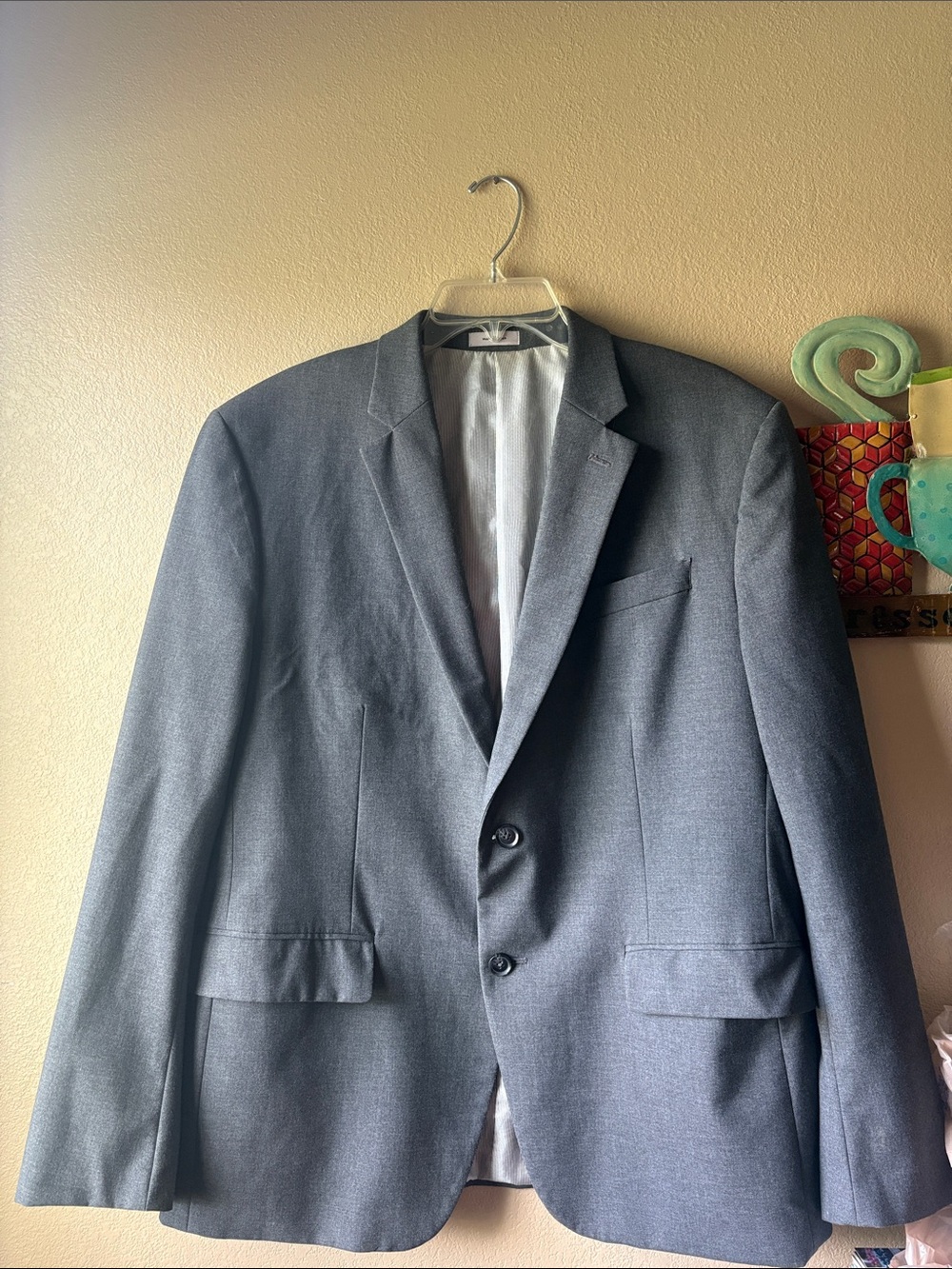 jf j.ferrar Men's Charcoal Gray Two-Button Sport Coat